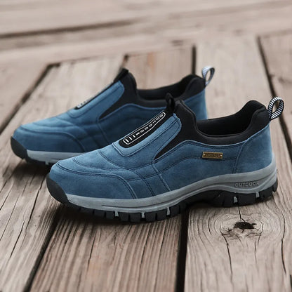 🔥Offerta speciale di oggi🦌Scarpe in pelle scamosciata di alta qualità🦶Alleviano il dolore ai piedi e la fascite plantare✅Impermeabili, antiscivolo, morbide e comode